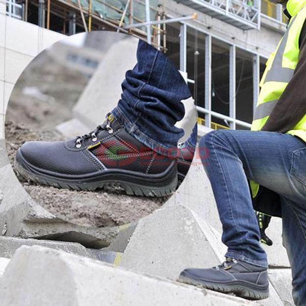 Giày bảo hộ cổ thấp L-7141 thương hiệu SafeToe