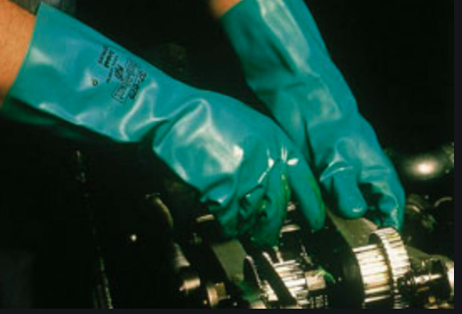 găng tay nitrile tái sử dụng ansell solvex 37-676