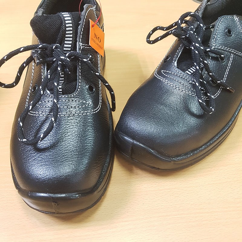 Lựa chọn giày bảo hộ chống đinh KR7000 của Honeywell